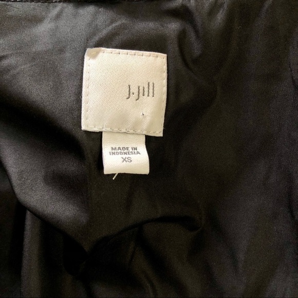 J. Jill dark heather grey puffer vest in brushed flannel type fabric XS - Picture 7 of 9